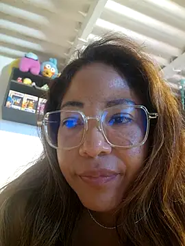 Snapshot of mila38 chatting on 06.28.26 mila38 online show from 06.28.26
