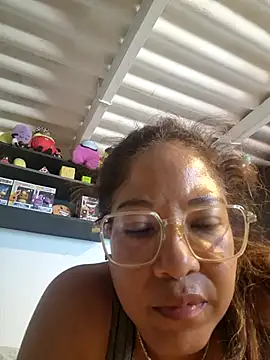 Snapshot of mila38 chatting on 07.16.26 mila38 online show from 07.16.26