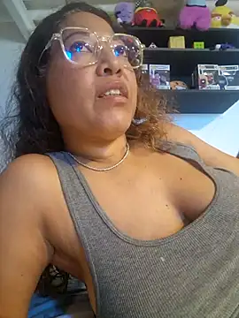 Snapshot of mila38 chatting on 07.26.26 mila38 online show from 07.26.26