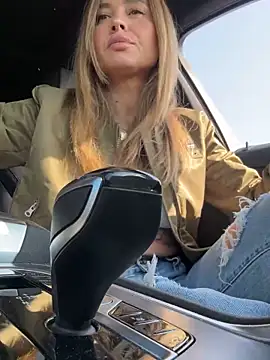 Etwas neugierig online show from 03.07.25