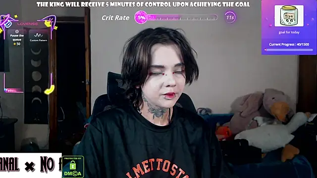 Snapshot of Dark__Elf chatting on 07.16.26 Dark Elf online show from 07.16.26