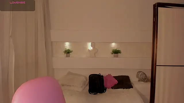 AshleyRoys online show from 03.10.25