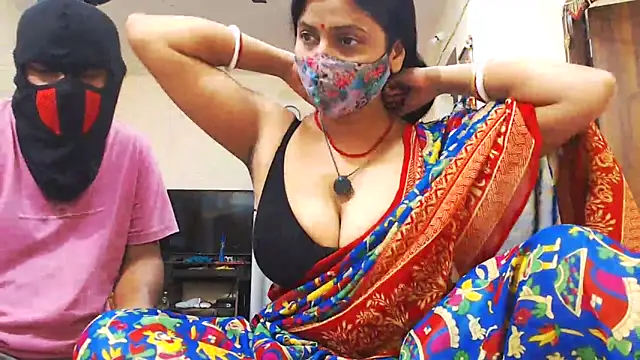 Elina Raj online show from 02.05.25