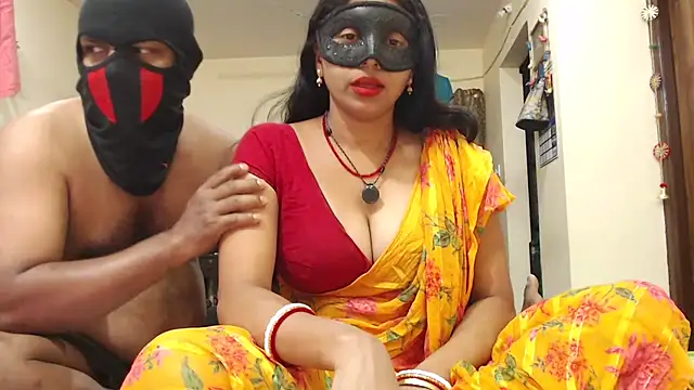 Elina Raj online show from 03.07.25