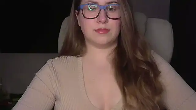 SeasonalSomeone online show from 03.15.26