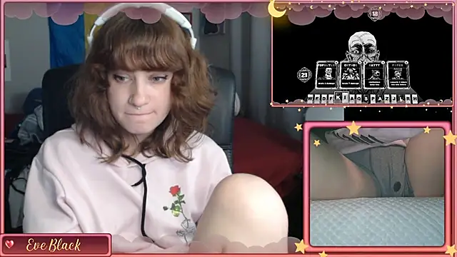 Snapshot of darksoulsandchill chatting on 10.28.25 darksoulsandchill online show from 10.28.25