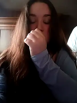 Snapshot of Meiwox chatting on 09.17.25 Meiwox online show from 09.17.25