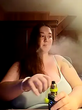 Snapshot of Meiwox chatting on 09.24.25 Meiwox online show from 09.24.25