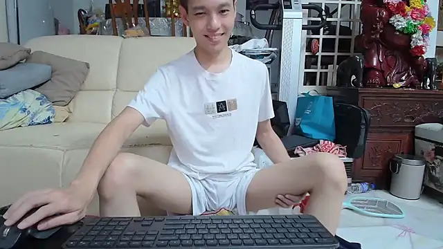 andrewooi online show from 01.04.25