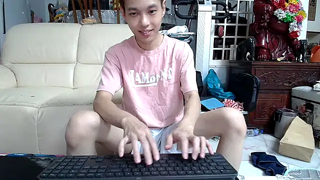 andrewooi online show from 01.05.25