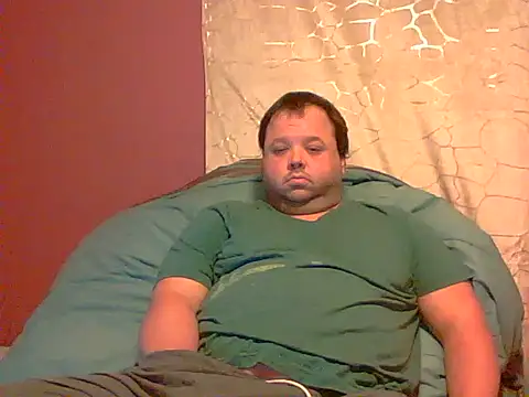 Strongbutgentle36 online show from 10.21.25