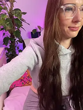 Trixie-Tainted online show from 01.03.25