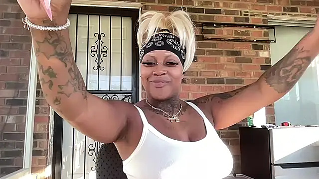 Creamesensation online show from 10.10.25