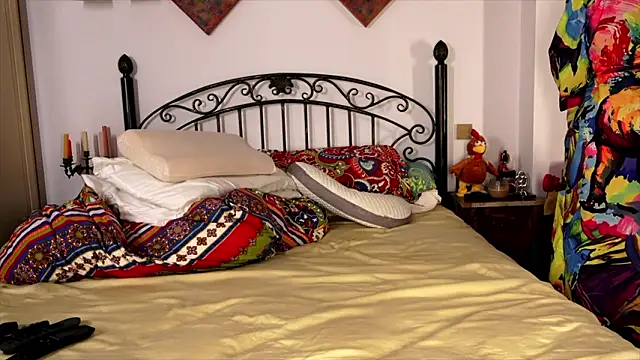 einneuesleben online show from 03.17.26