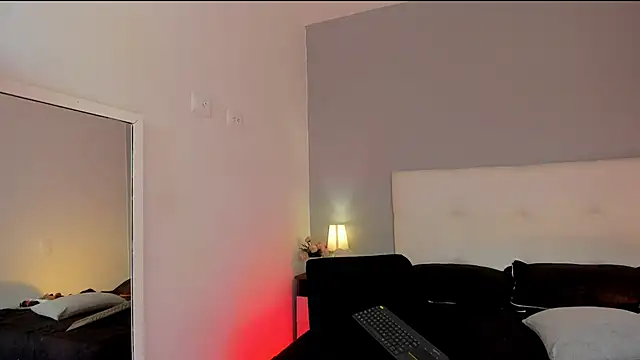 NataliaBuiles online show from 04.15.26