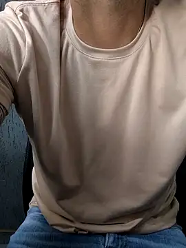 Leo Big online show from 10.13.25