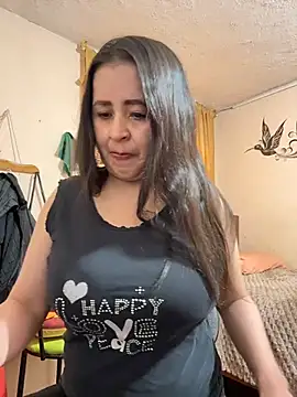 latinfemale online show from 06.25.26