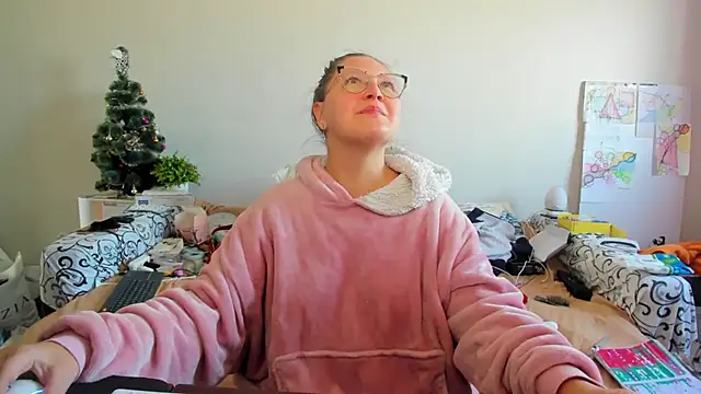 IamYourNarcotic online show from 02.04.26