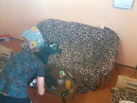 Snapshot of ZDRAVKICH chatting on 12.22.24 ZDRAVKICH online show from 12.22.24