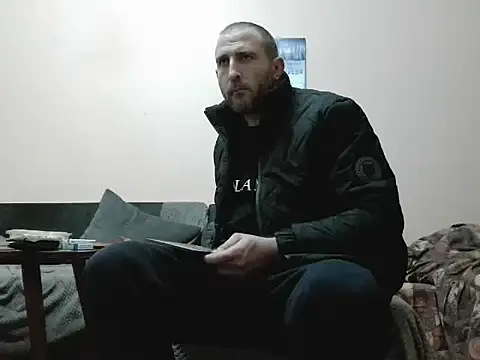 Snapshot of ZDRAVKICH chatting on 02.14.26 ZDRAVKICH online show from 02.14.26