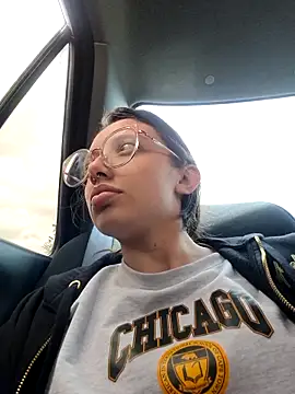 linda-schmidt online show from 04.12.26