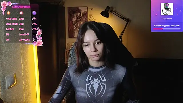 Snapshot of alyssa_sweet chatting on 03.10.25 alyssa sweet online show from 03.10.25