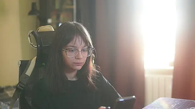 Snapshot of alyssa_sweet chatting on 09.25.25 alyssa sweet online show from 09.25.25