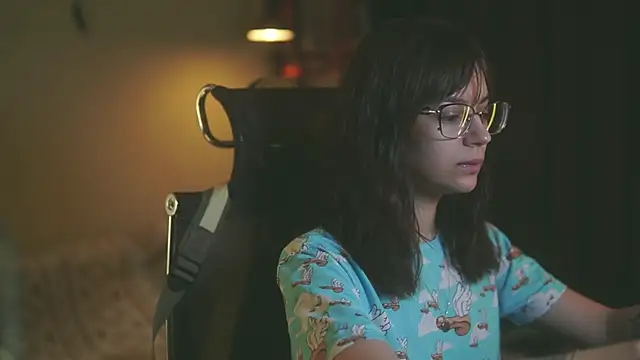 Snapshot of alyssa_sweet chatting on 10.16.25 alyssa sweet online show from 10.16.25