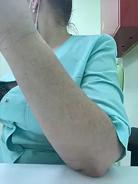 Snapshot of Alice_Sweetyyy chatting on 01.14.25 Alice Sweetyyy online show from 01.14.25