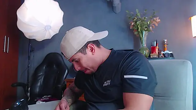 geirge teacherxx online show from 11.24.25