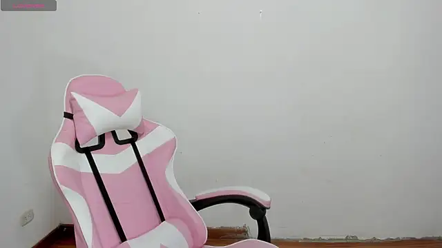 Anal Milky Momma online show from 01.11.25