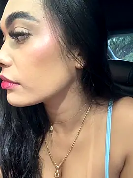 Snapshot of emma_andrew1 chatting on 11.24.25 emma andrew1 online show from 11.24.25