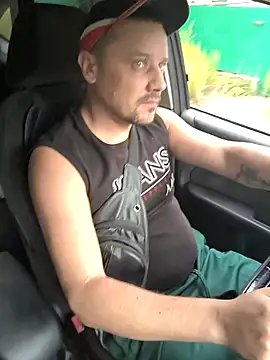 Snapshot of DanielOhCool chatting on 09.09.25 DanielOhCool online show from 09.09.25