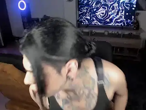 Snapshot of herreraisa_official chatting on 03.25.26 herreraisa official online show from 03.25.26