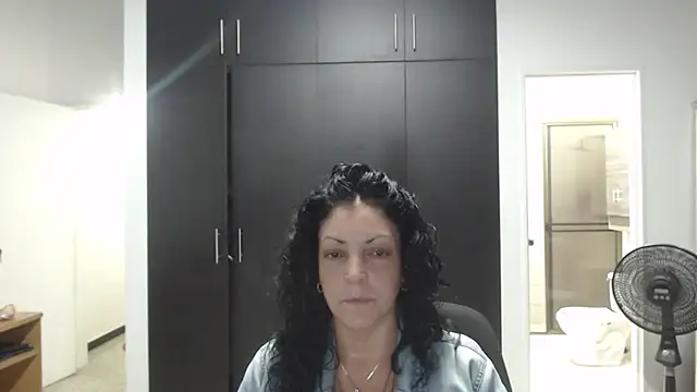 Snapshot of mijal_queen chatting on 03.12.25 mijal queen online show from 03.12.25