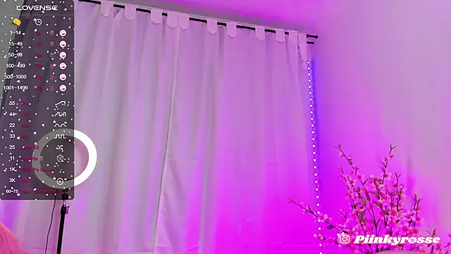 rosseblondee online show from 02.07.25