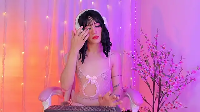 rosseblondee online show from 04.17.26