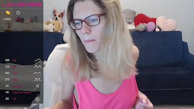 Snapshot of night_is_dark chatting on 12.03.24 night is dark online show from 12.03.24