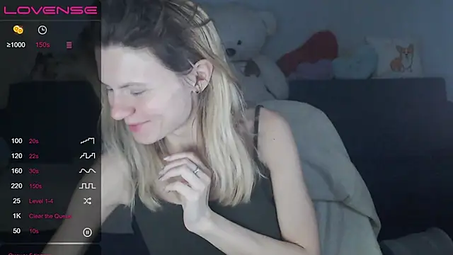 Snapshot of night_is_dark chatting on 01.26.25 night is dark online show from 01.26.25