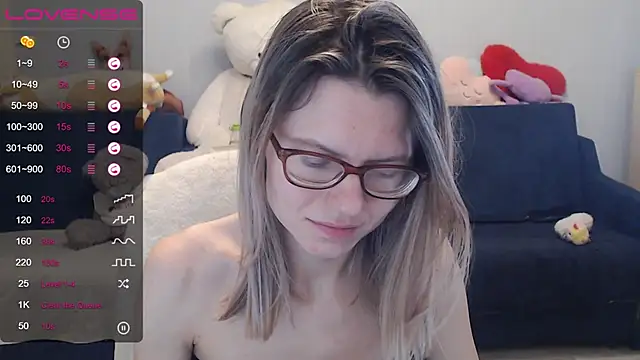 Snapshot of night_is_dark chatting on 02.18.25 night is dark online show from 02.18.25