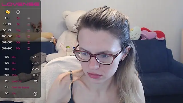 Snapshot of night_is_dark chatting on 03.15.25 night is dark online show from 03.15.25