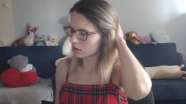 Snapshot of night_is_dark chatting on 09.12.25 night is dark online show from 09.12.25