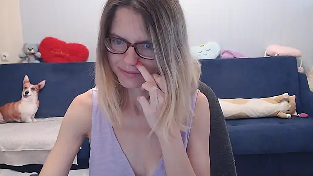 Snapshot of night_is_dark chatting on 09.15.25 night is dark online show from 09.15.25