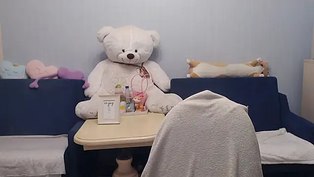 Snapshot of night_is_dark chatting on 11.10.25 night is dark online show from 11.10.25