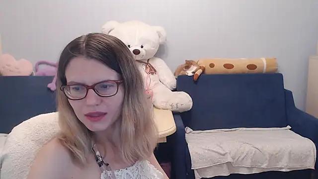 Snapshot of night_is_dark chatting on 11.20.25 night is dark online show from 11.20.25