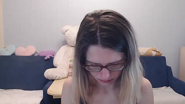 Snapshot of night_is_dark chatting on 11.21.25 night is dark online show from 11.21.25