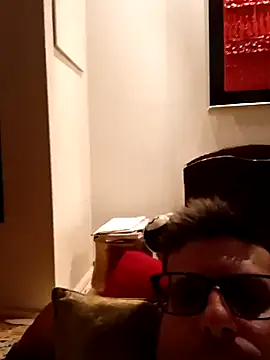 Snapshot of dario84rozz chatting on 04.11.26 dario84rozz online show from 04.11.26