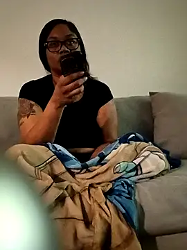 Teila21 online show from 04.18.26