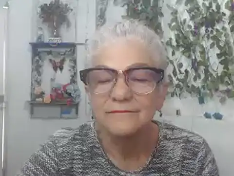FunnyGrandma online show from 02.03.25