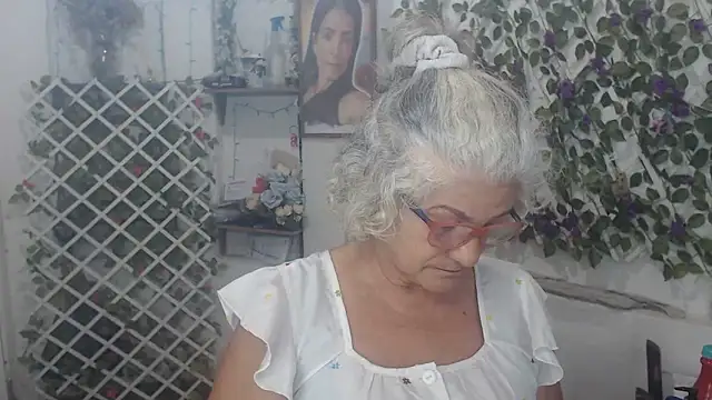 FunnyGrandma online show from 11.24.25